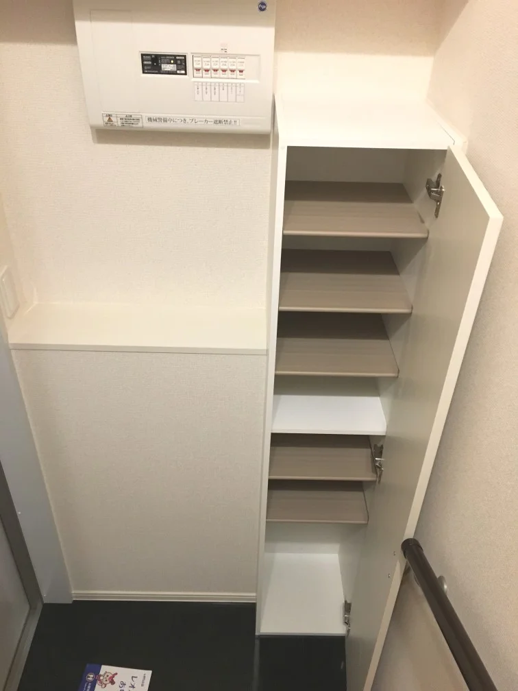 シューズボックス備え付け
