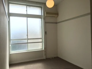 現況優先