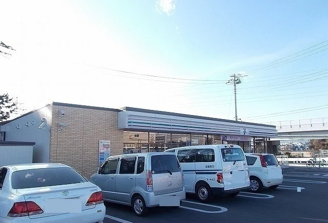 セブンイレブン下堀店まで300m