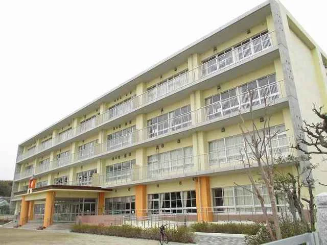 河原田小学校まで450m