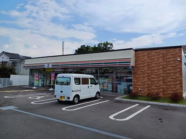 セブンイレブン鳥取吉成１丁目店まで350m