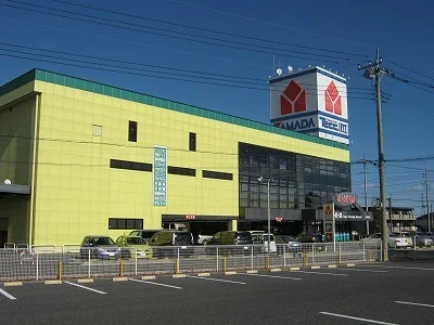 ヤマダデンキテックランド伊勢崎まで1100m