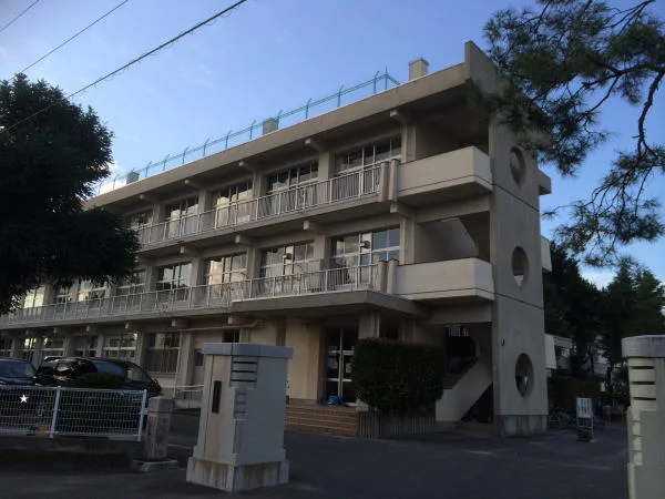 武生南小学校まで48m