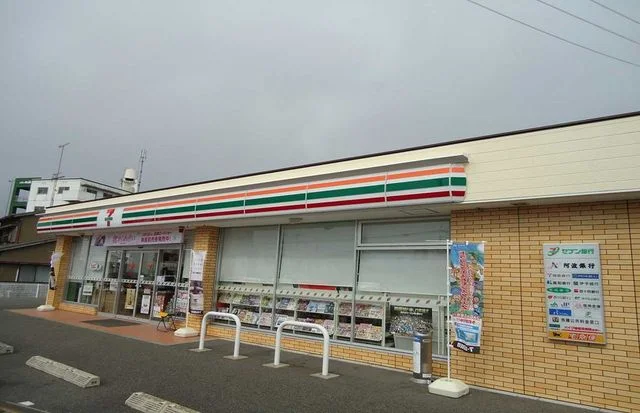 セブンイレブンさんまで70m
