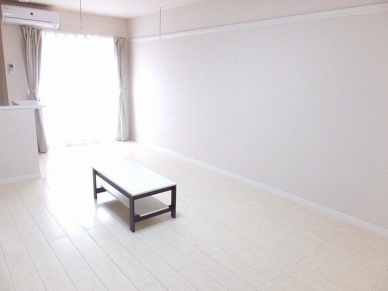 ３０㎡を超える広々とした居室です。