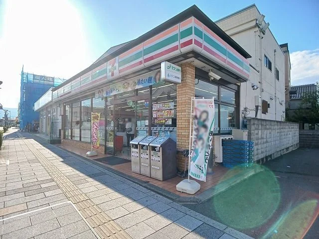 セブンイレブン　広丘駅前店まで1300m