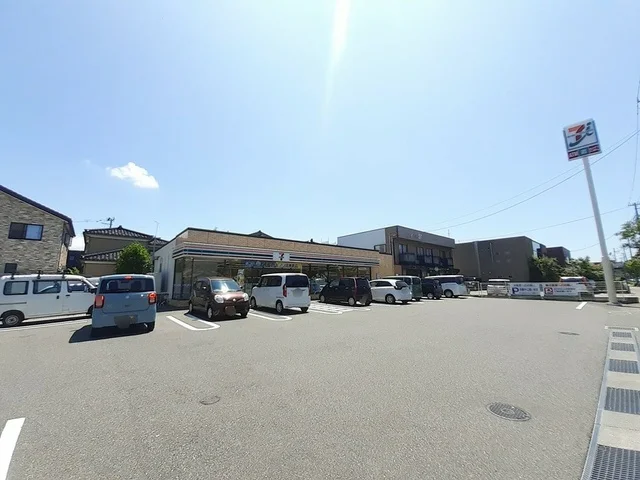 セブンイレブン新潟小針１丁目店まで363m