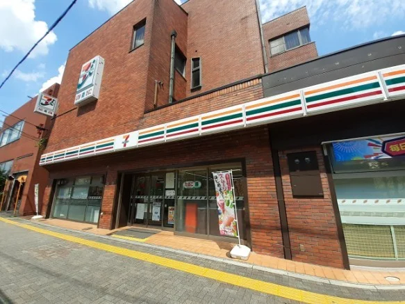 セブンイレブン西大路御池店まで110m