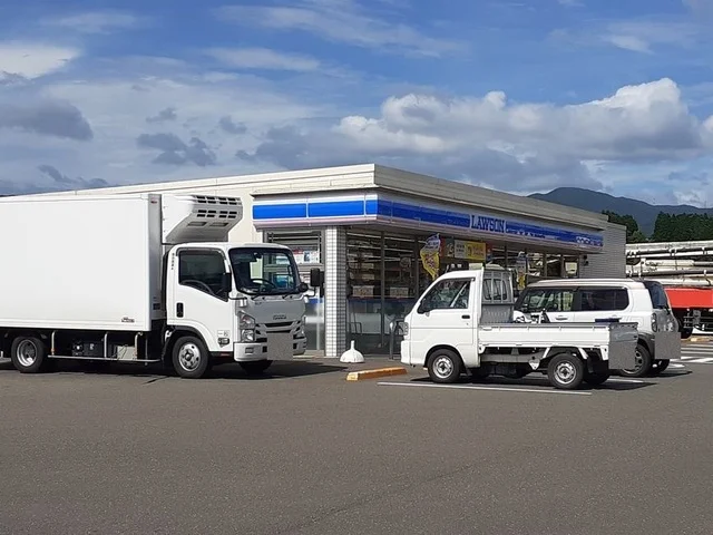 ローソン大口里北店まで400m