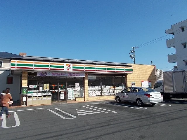 セブンイレブン静岡東新田2丁目まで220m