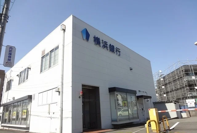 横浜銀行柿生支店まで520m