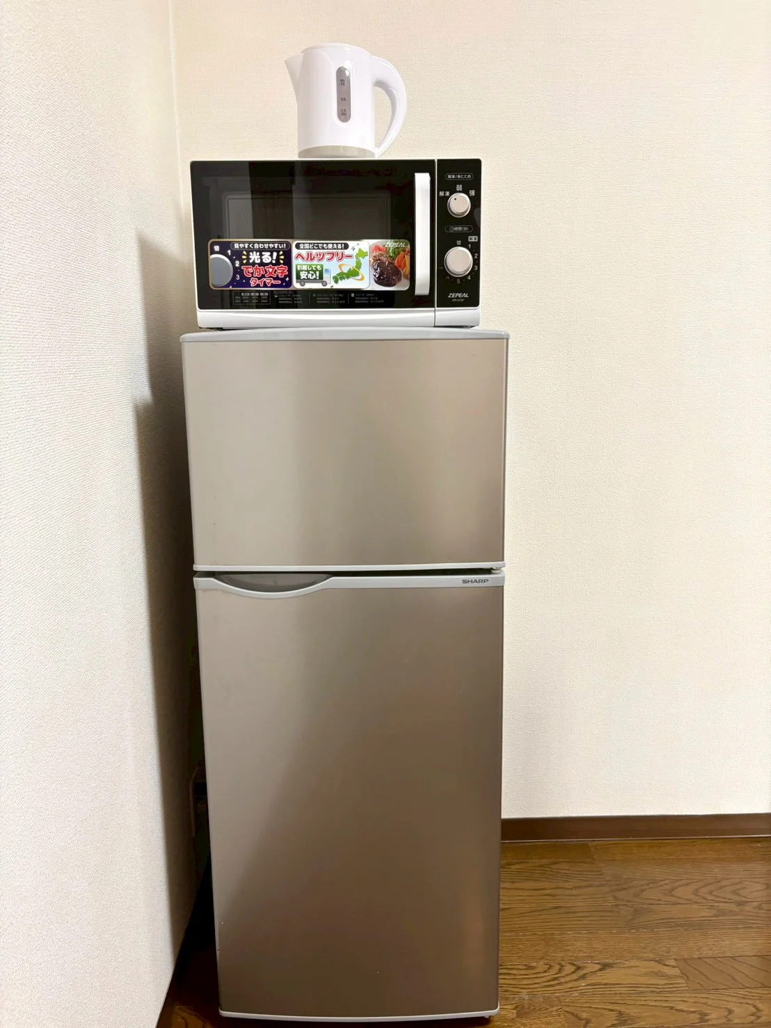 冷蔵庫・電子レンジ・ポットもご用意しております♪