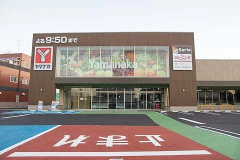ヤマナカ東海店まで1100m