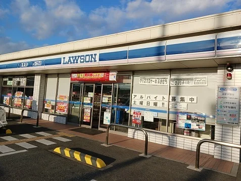 ローソン加古川平岡町一色店まで700m