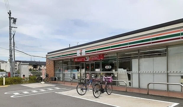 セブンイレブン様まで550m