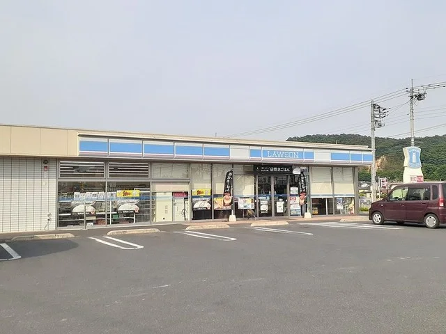 ローソン足利大月町店まで321m
