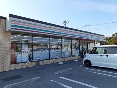 セブンイレブン伊勢崎下触町南店まで200m
