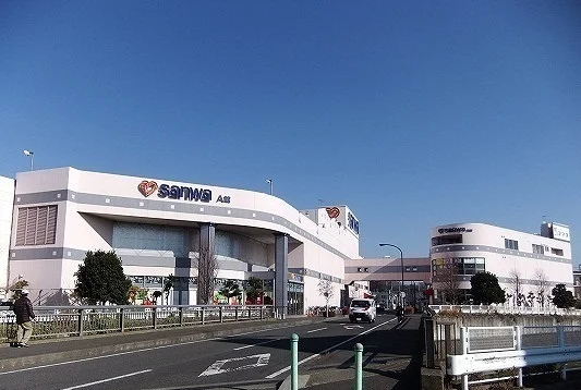 三和麻溝店まで2500m