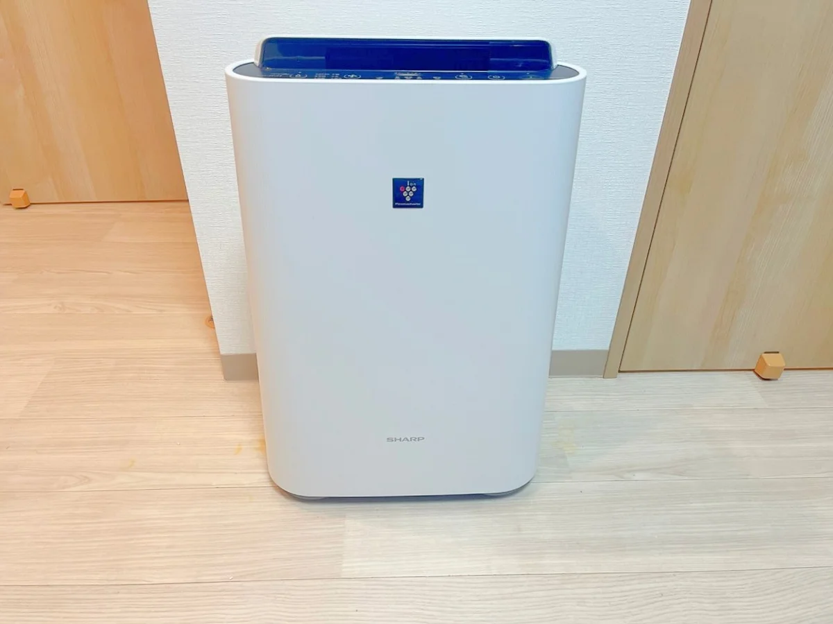 お部屋には加湿空気清浄機をご用意しています♪乾燥対策もバッチリです💧