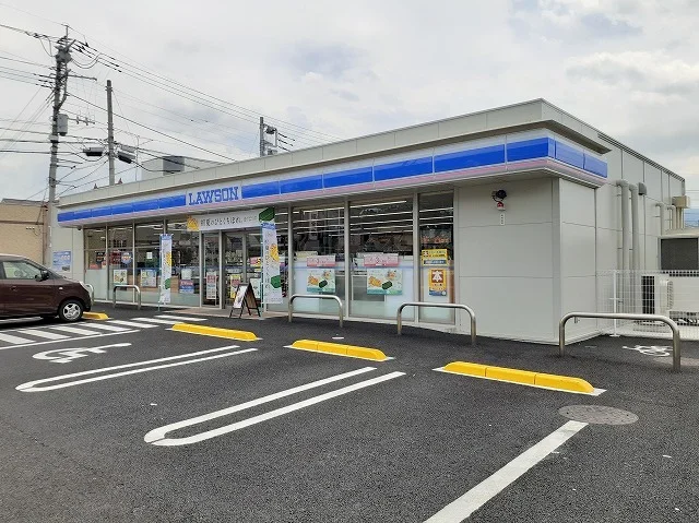 ローソン甲府和戸藤塚店まで700m