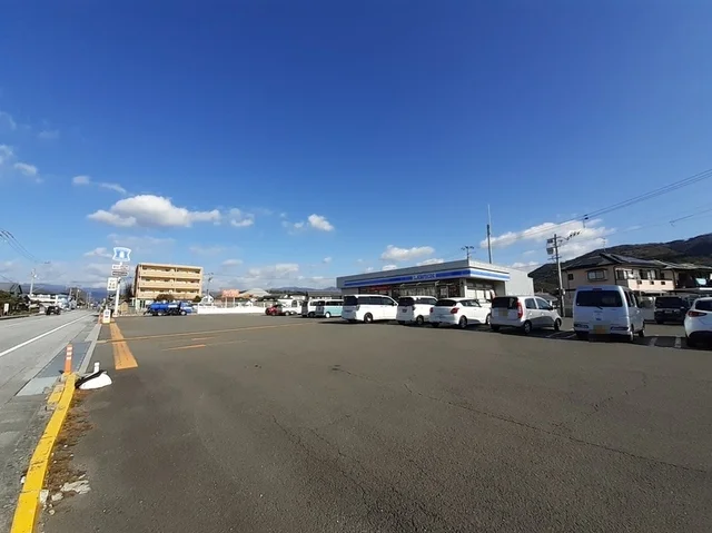 ローソン 野市町北店まで1000m
