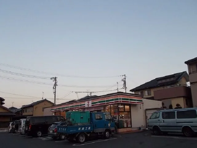 セブンイレブン西大谷店まで800m