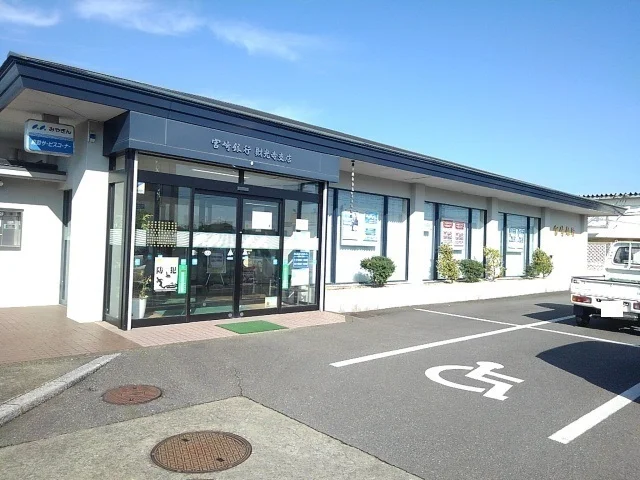 宮崎銀行財光寺支店まで750m
