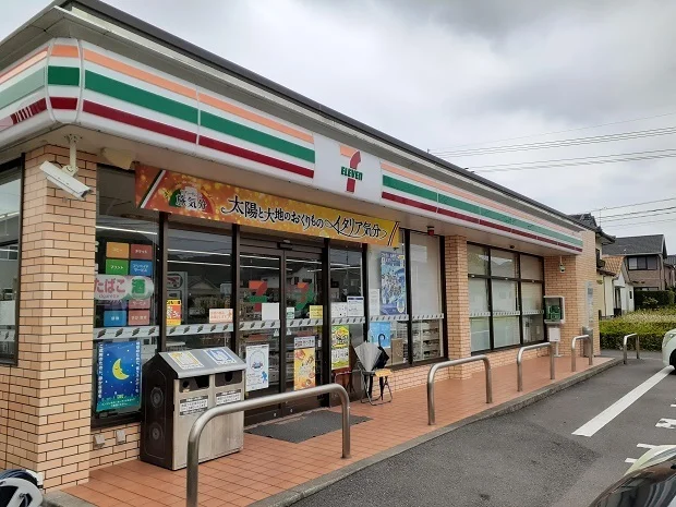 セブンイレブン比良２丁目店まで450m