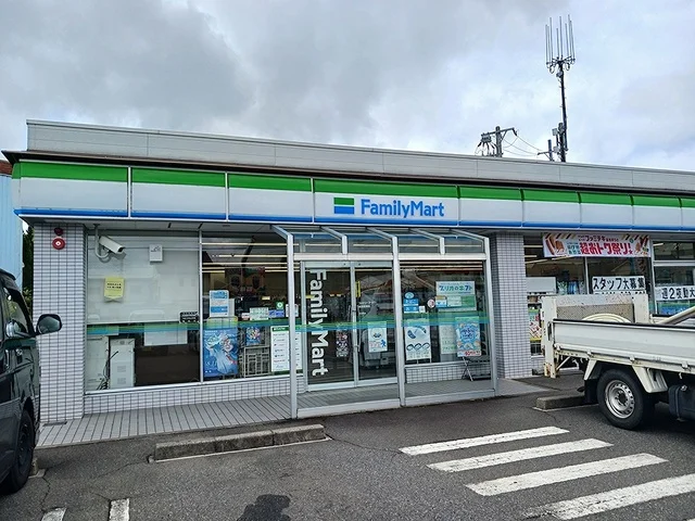 ファミリーマート敦賀野神店まで511m