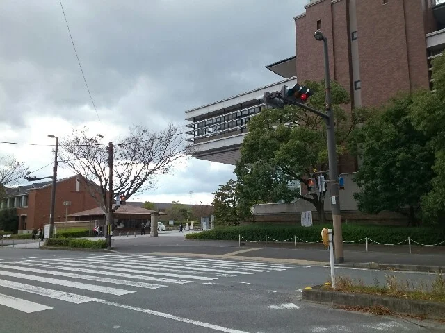 同志社大学様まで1000m