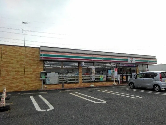 セブンイレブン下妻大木店まで600m