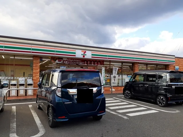 セブンイレブン福山加茂店まで600m