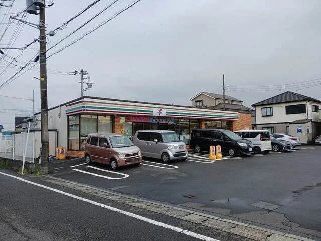 セブンイレブンまで1000m
