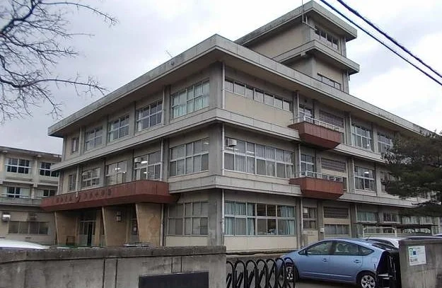 福島市立瀬上小学校まで900m