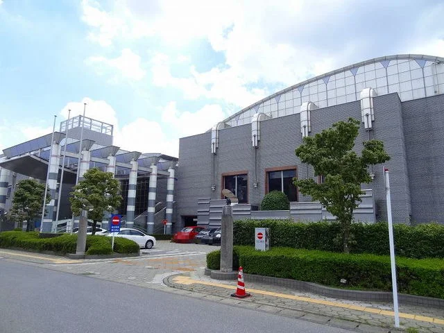 宇都宮市立東図書館まで1700m