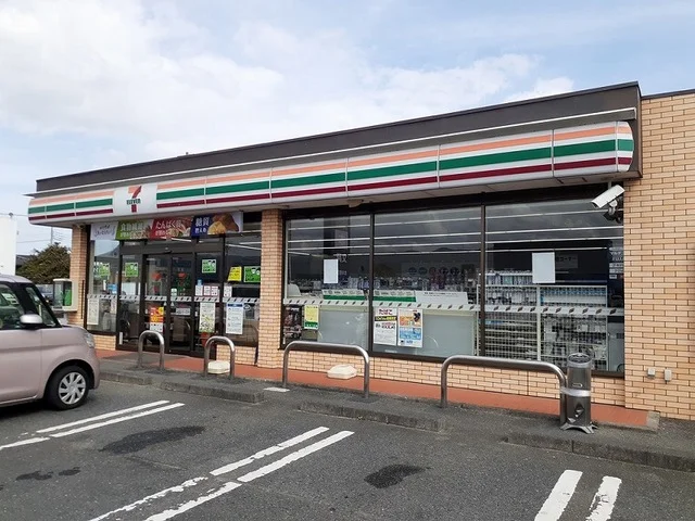 セブンイレブン北茨城上桜井店まで550m
