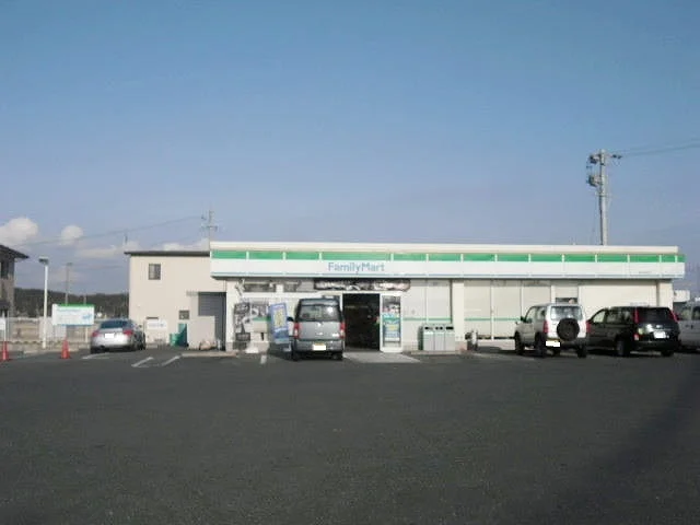 ファミリーマート袋井浅名店まで1200m