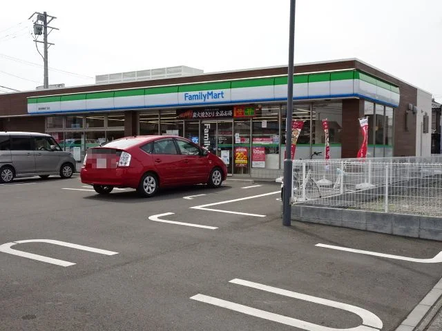 ファミリーマート高柳四丁目店まで450m
