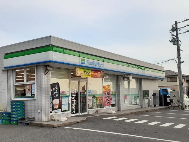 ファミリーマート 岡崎富永店まで750m