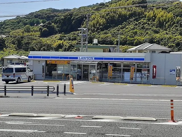ローソン日出インター店まで180m