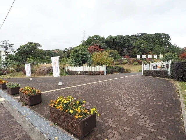 到津の森公園まで1300m