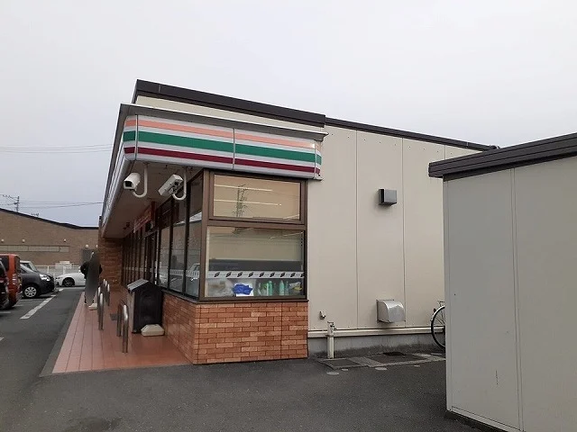 セブンイレブン浜松西ヶ崎西店まで800m
