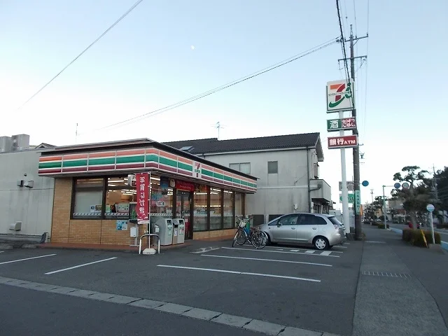 セブンイレブン静岡牧ケ谷店まで350m