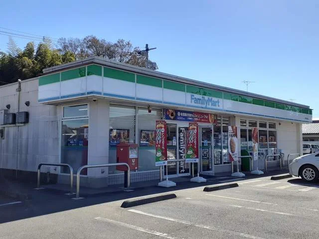 ファミリーマート美野里羽鳥店まで278m