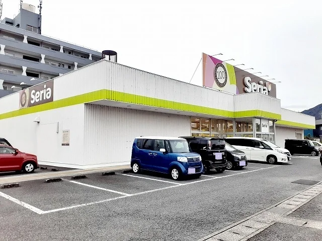 セリア富士松岡店まで900m