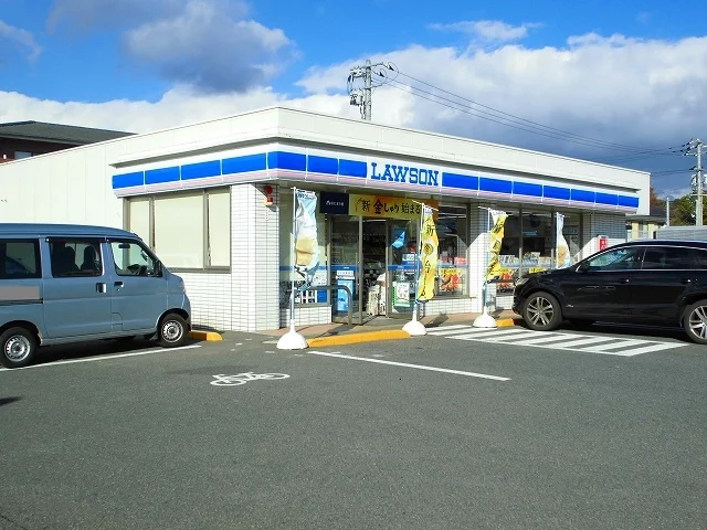 ローソン井原駅前通店まで800m