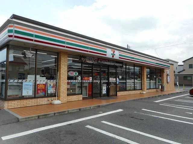 セブンイレブン　松本島内店まで600m
