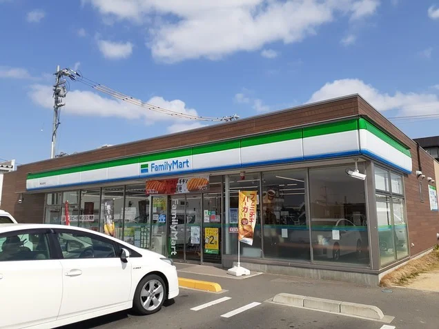 ファミリーマート 岡山田中店まで400m