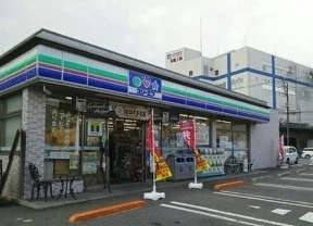 スリーエフまで300m