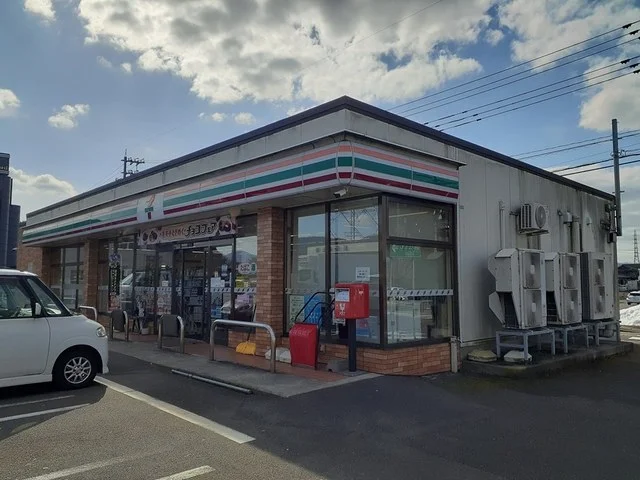 セブンイレブン 鯖江インター店まで146m
